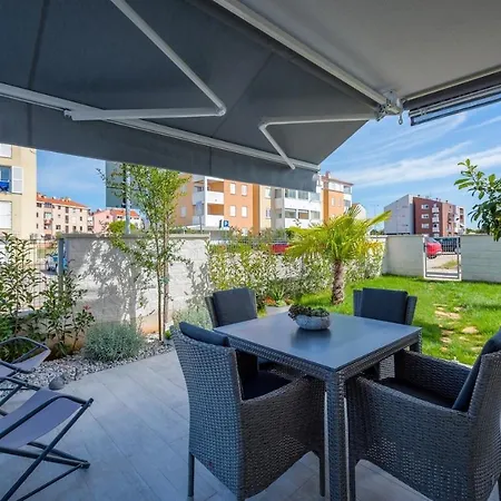 Sofia House With Apartment *